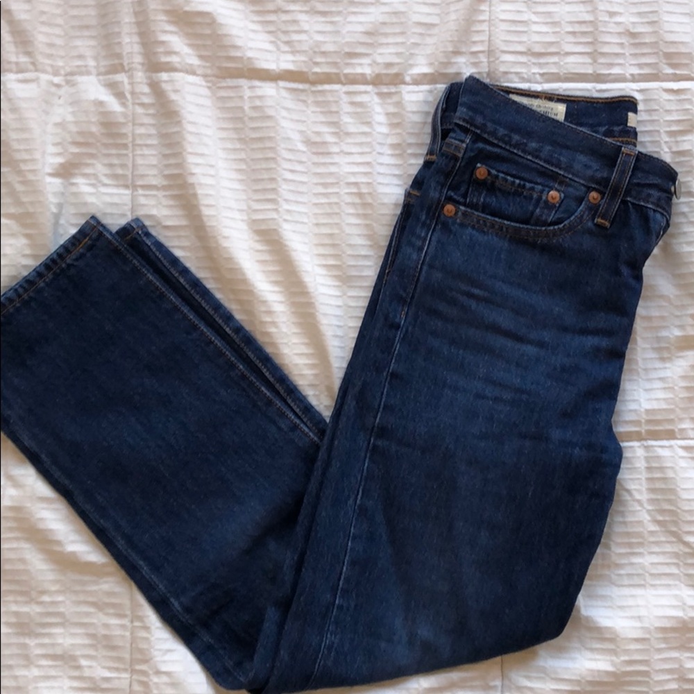 Levi’s Wedgie Straight Jean